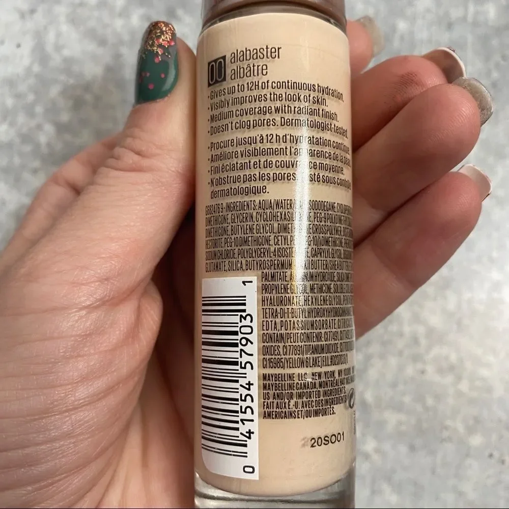 MAYBELLINE Dream Radiant Liquid Hydrating Foundation Alabaster #00 NEW
